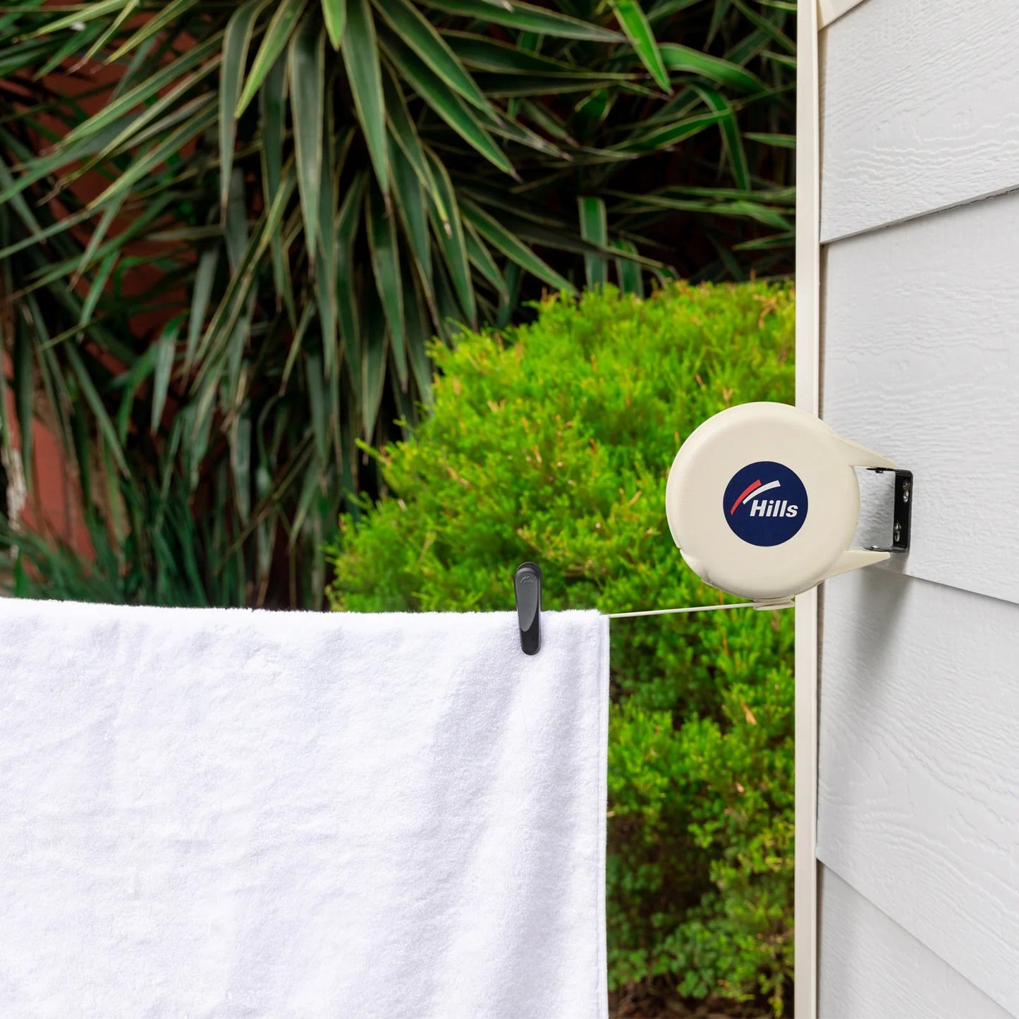 Hills Cordomatic Retractable Clothesline - Simply Clotheslines